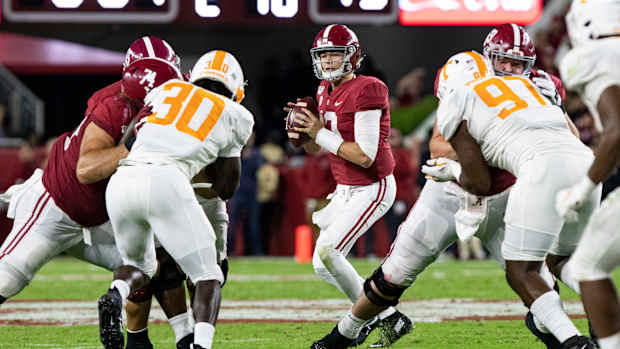 Mac Jones takes over against Tennessee